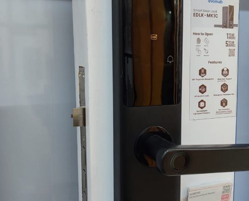 smart door lock evomab