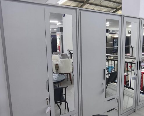 lemari pakaian rione